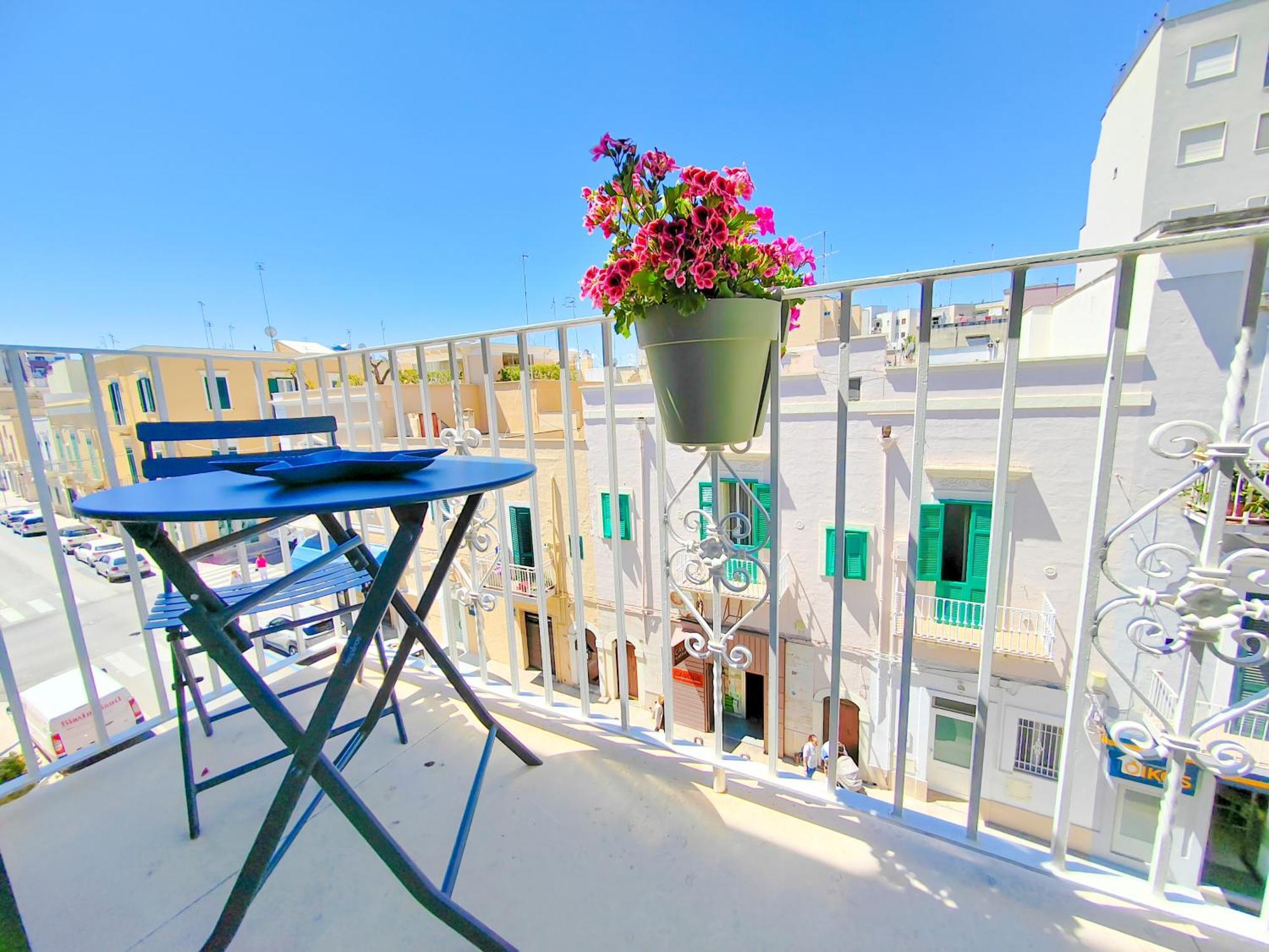 Palazzina Dimora Cavour Apartment Monopoli Exterior photo